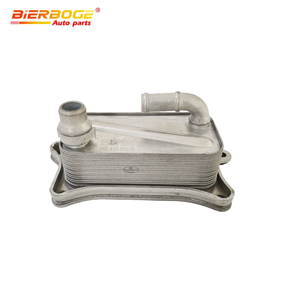 06E117021M Engine Oil Cooler For Audi