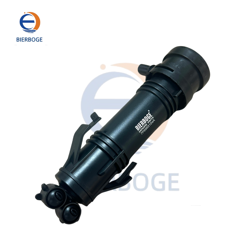 Suitable for Volkswagen Touareg 15-18 right headlight washer nozzle 7P6 955 104 A 7P6955104A