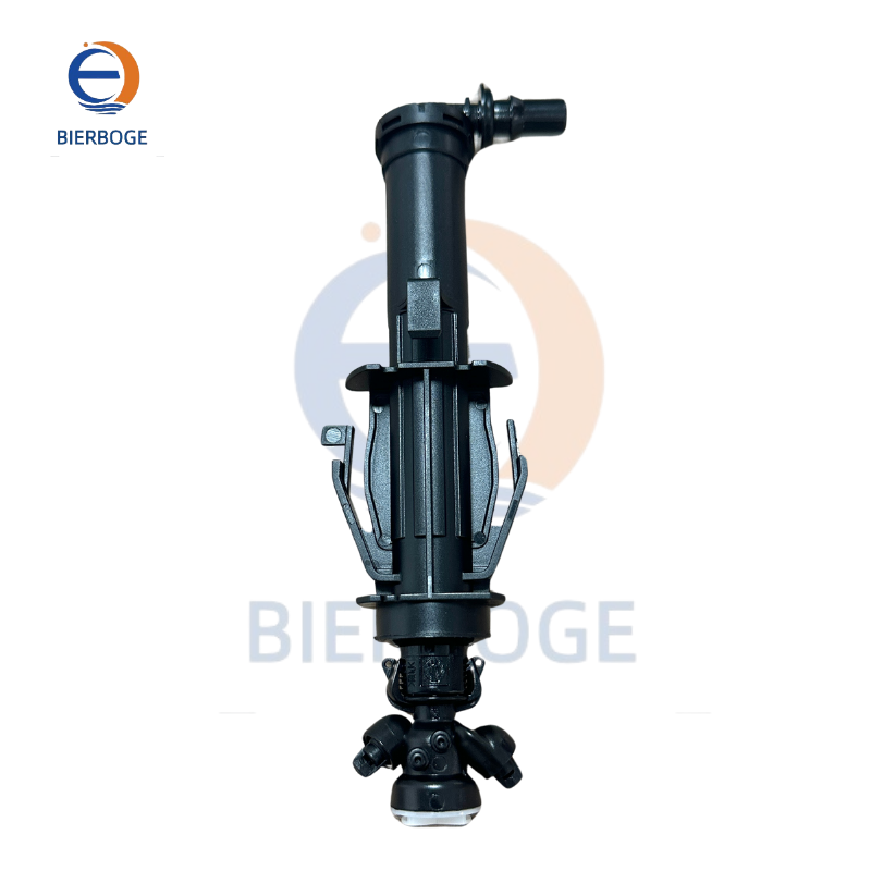Suitable for Volkswagen Touareg 18-24 right headlight washer nozzle 760955104 760 955 104